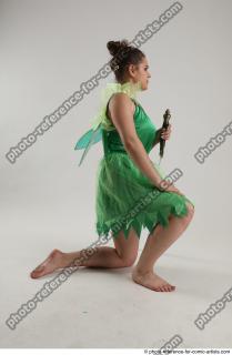 2020 01 KATERINA KNEELING POSE WITH SWORD (20)